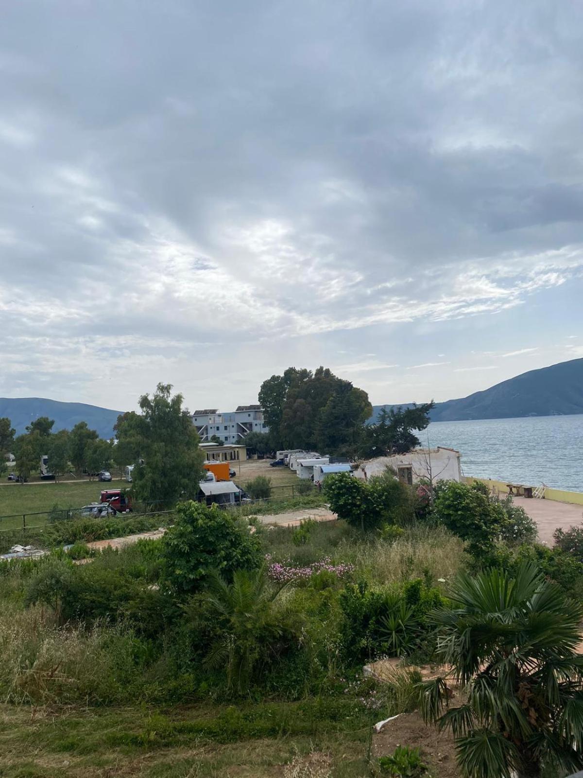 Отель Dukes Albania Радима Экстерьер фото